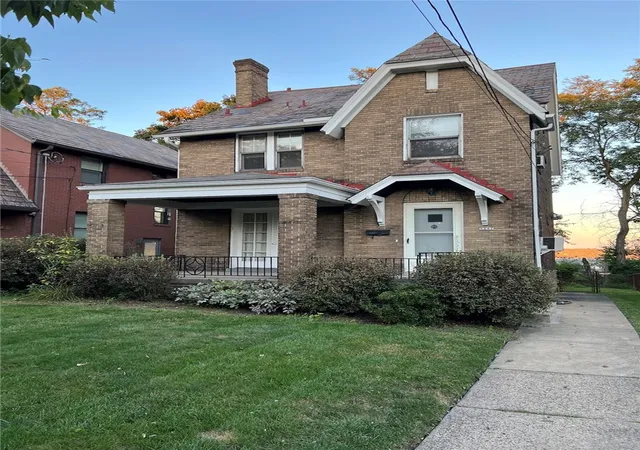 Photo 1 of Single family home for sale at 3207 Shady Ave, Pittsburgh, PA 15217 | MLS# 1776572 | Listing updated on 2026-09-29