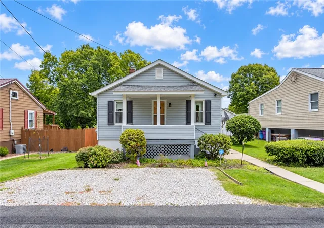 Photo 2 of Single family home for sale at 133 Shady Ave, New Kensington, PA 15068 | MLS# 1776689 | Listing updated on 2026-09-29