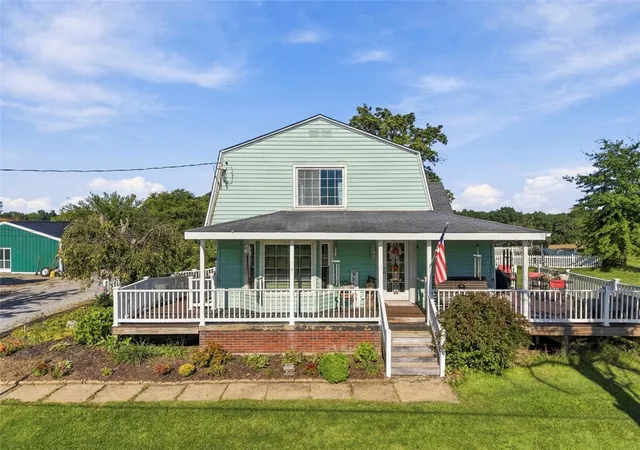 Single family home for sale at 7340 Franklin Rd, Cranberry Twp, PA 16066 | MLS# 1776635