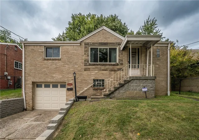 Photo 1 of Single family home for sale at 1346 Kinmount, Banksville/westwood, PA 15205 | MLS# 1776256 | Listing updated on 2026-10-01