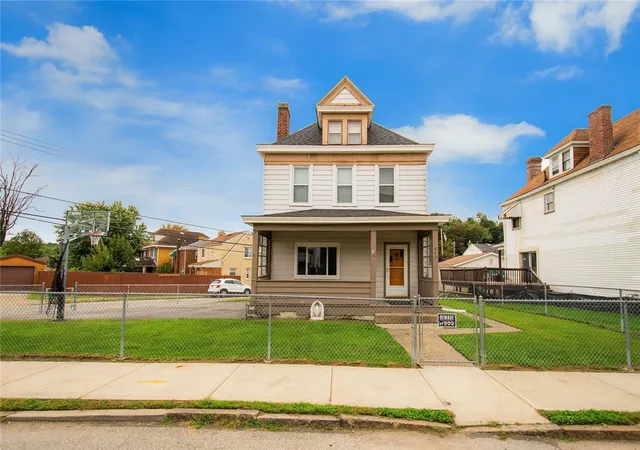 Photo 1 of Single family home for sale at 301 Russellwood Ave, Mc Kees Rocks, PA 15136 | MLS# 1776883 | Listing updated on 2026-09-30