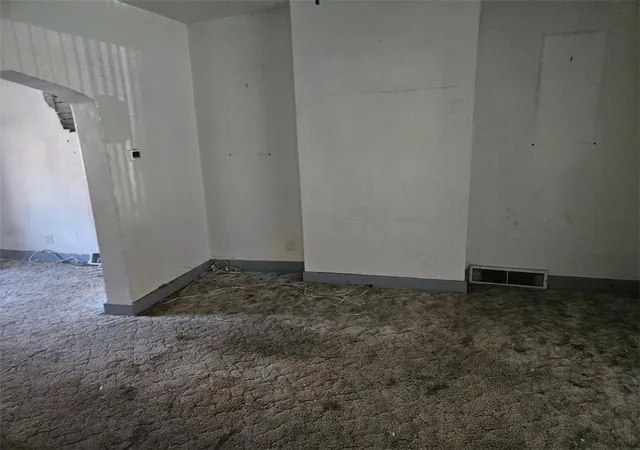 Photo 2 of Single family home for sale at 2255 Almont St, Carrick, PA 15210 | MLS# 1776539 | Listing updated on 2026-09-30