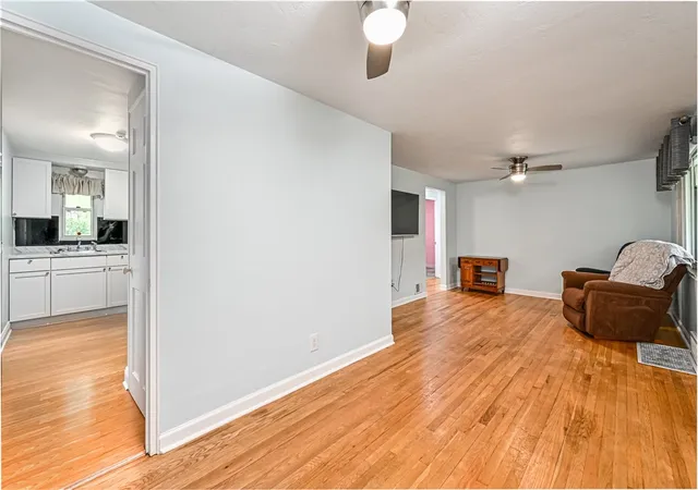 Photo 3 of Single family home for sale at 1337 Hamilton Rd, Castle Shannon, PA 15234 | MLS# 1776897 | Listing updated on 2026-09-30