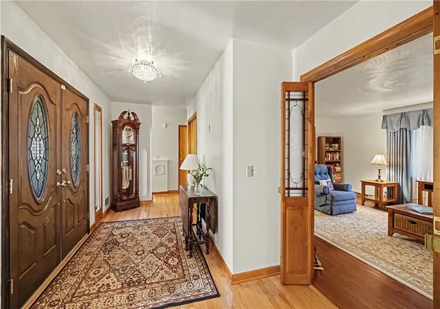 Photo 3 of Single family home for sale at 12 Market Ct, Bradford Woods, PA 15015 | MLS# 1775833 | Listing updated on 2026-10-10