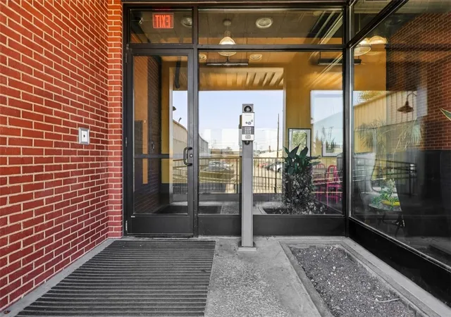 Listing Photo 4 - Condo for sale in building located at 2250 Mary St, Pittsburgh, PA 15203 - Unit #208