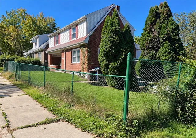 Photo 2 of Single family home for sale at 1532 Tonopah Ave, Beechview, PA 15216 | MLS# 1776538 | Listing updated on 2026-10-11