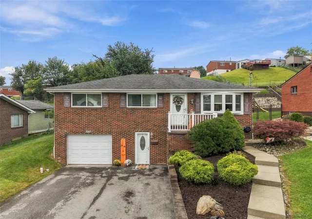 Single family home for sale at 560 Semple Dr, North Huntingdon, PA 15642 | MLS# 1776857