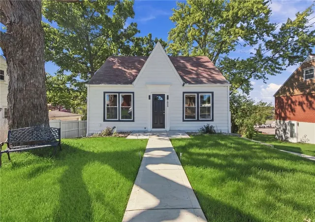 Photo 1 of Single family home for sale at 1808 Worton Blvd, West Mifflin, PA 15122 | MLS# 1776924 | Listing updated on 2026-10-04