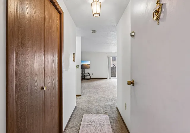 Listing Photo 4 - Condo for sale in building located at 103 Woodstone, New Kensington, PA 15068 - Unit #33