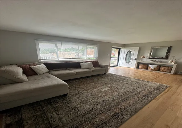 Photo 2 of Single family home for sale at 1502 Whitewood Dr, Crafton Heights, PA 15220 | MLS# 1776987 | Listing updated on 2026-10-04
