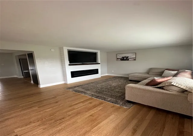 Photo 3 of Single family home for sale at 1502 Whitewood Dr, Crafton Heights, PA 15220 | MLS# 1776987 | Listing updated on 2026-10-04