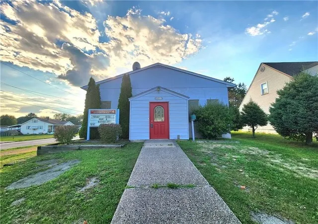 Photo 1 of Single family home for sale at 1512 Jackson Ave, New Castle, PA 16101 | MLS# 1777059 | Listing updated on 2026-09-30
