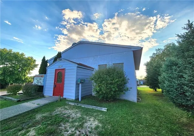 Photo 1 of Single family home for sale at 1512 Jackson Ave, New Castle, PA 16101 | MLS# 1777059 | Listing updated on 2026-09-30