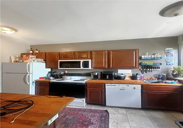 Photo 3 of Multi family home for sale at 5712 Stanton Ave, Highland Park, PA 15206 | MLS# 1777101 | Listing updated on 2026-10-01