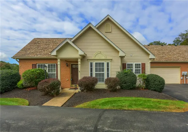 Photo 1 of Townhouse for sale at 724 Spencer Woods Dr, Shaler, PA 15116 | MLS# 1777073 | Listing updated on 2026-10-11