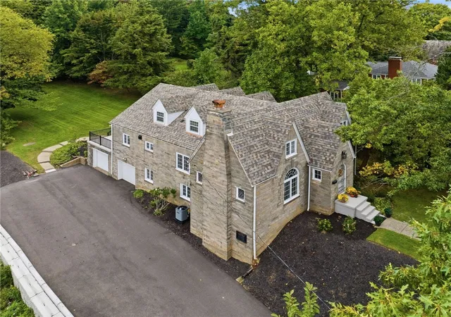 Photo 2 of Sale Pending at 4662 Old Boston Rd, Whitehall, PA 15227 | MLS# 1776757 | Listing updated on 2026-10-03