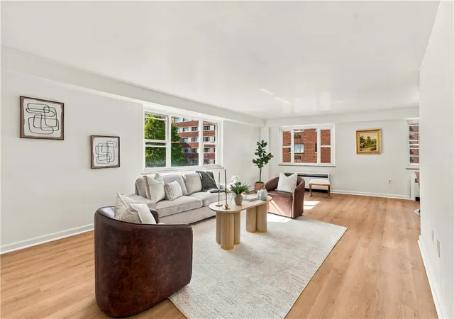 Photo 3 of Condo for sale at 4625 5th Avenue #205, Oakland, PA 15213 | MLS# 1776400 | Listing updated on 2026-10-01