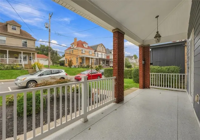 Photo 3 of Single family home for sale at 2920 Voelkel Ave, Dormont, PA 15216 | MLS# 1776365 | Listing updated on 2026-10-04