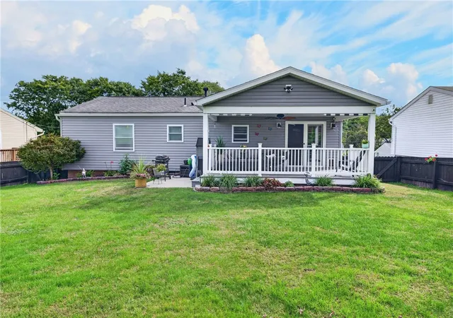 Photo 3 of Single family home for sale at 40 Fosterville Rd, Hempfield Twp, PA 15601 | MLS# 1777166 | Listing updated on 2026-10-01