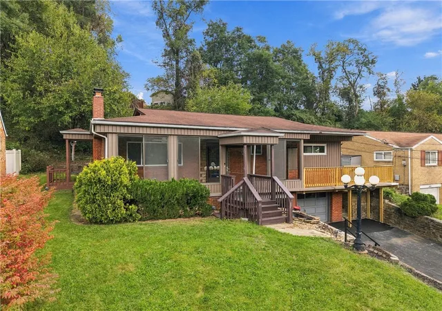 Photo 2 of Single family home for sale at 1045 Broughton Rd, South Park, PA 15236 | MLS# 1777052 | Listing updated on 2026-10-01