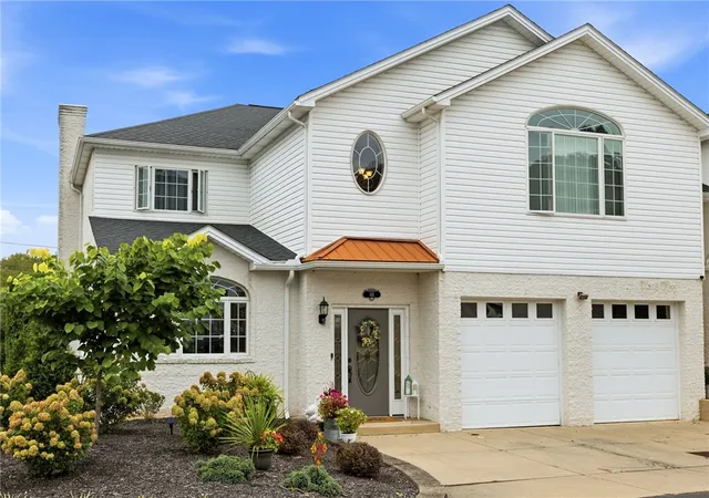 Photo 2 of Condo for sale at 101 Chateau Dr, Center Twp, PA 15001 | MLS# 1776589 | Listing updated on 2026-10-08