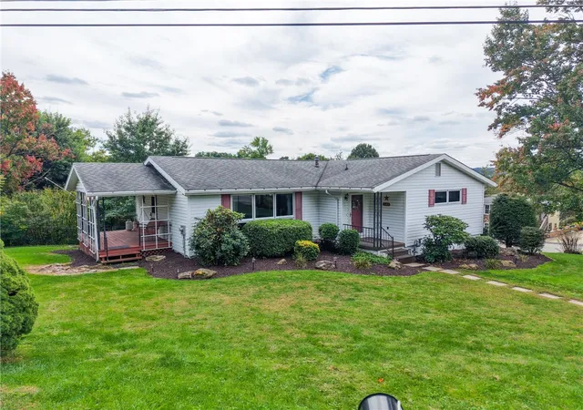 Photo 2 of Single family home for sale at 1840 Water St, White Twp, PA 15701 | MLS# 1777270 | Listing updated on 2026-10-06