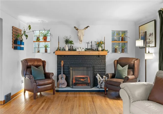 Photo 3 of Single family home for sale at 1260 Laurel Hl Dr, West Homestead, PA 15120 | MLS# 1777242 | Listing updated on 2026-10-03