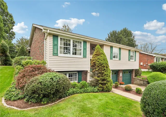 Photo 3 of Single family home for sale at 413 Olten Rd, Monroeville, PA 15146 | MLS# 1777128 | Listing updated on 2026-10-07