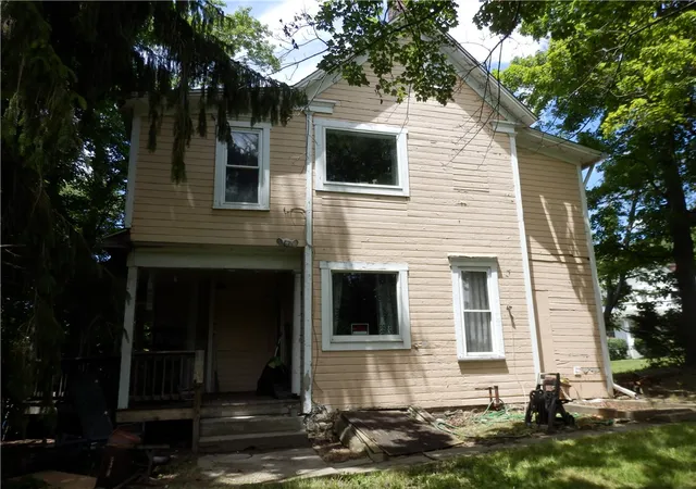 Photo 3 of Single family home for sale at 105 Charles St, Hooversville Boro, PA 15936 | MLS# 1777308 | Listing updated on 2026-10-02