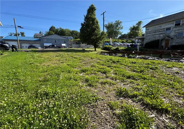 Photo 1 of Land for sale at 393 N Gallatin Ave, Uniontown, PA 15401 | MLS# 1777345 | Listing updated on 2026-10-02
