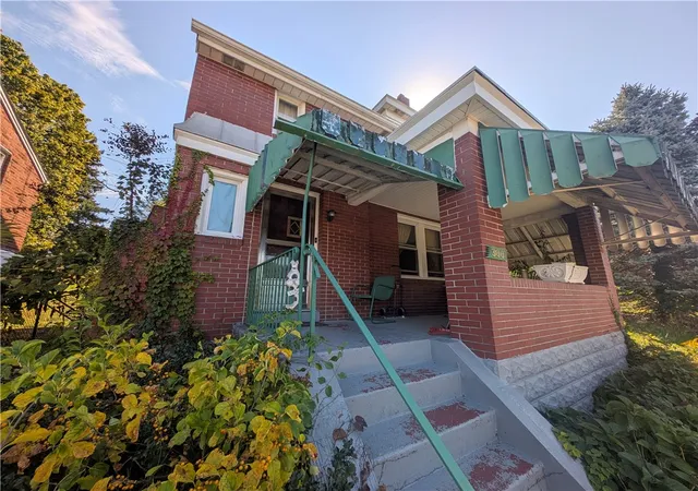 Photo 2 of Single family home for sale at 300 E Agnew Ave, Pittsburgh, PA 15210 | MLS# 1777168 | Listing updated on 2026-10-02