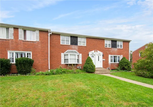 Photo 2 of Sale Pending at 329 Macassar Dr, Baldwin Boro, PA 15236 | MLS# 1777482 | Listing updated on 2026-10-09