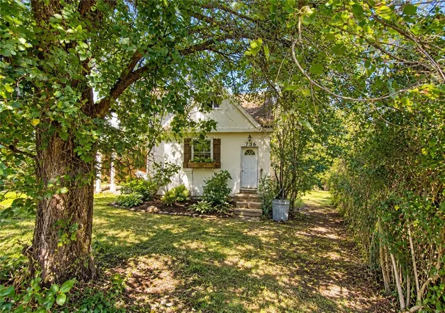 Photo 1 of Single family home for sale at 2536 Kingwood St, Overbrook, PA 15234 | MLS# 1777498 | Listing updated on 2026-10-03
