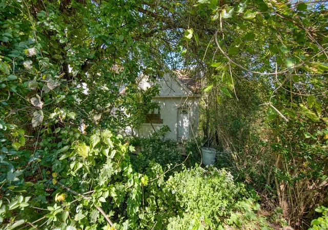 Photo 2 of Single family home for sale at 2536 Kingwood St, Overbrook, PA 15234 | MLS# 1777498 | Listing updated on 2026-10-03