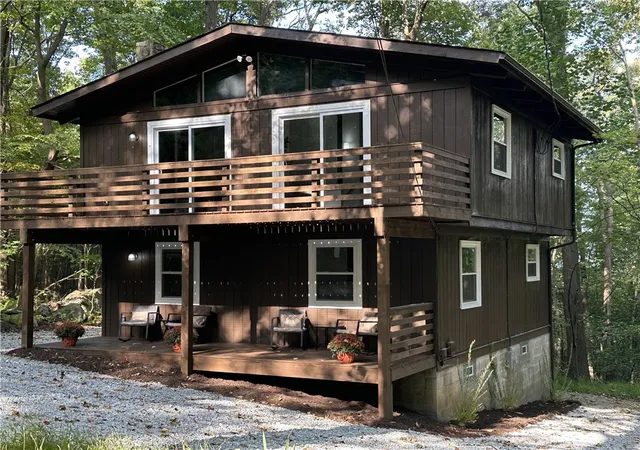 Single family home for sale at 155 Maple Rd, Bullskin Twp, PA 15610 | MLS# 1777503