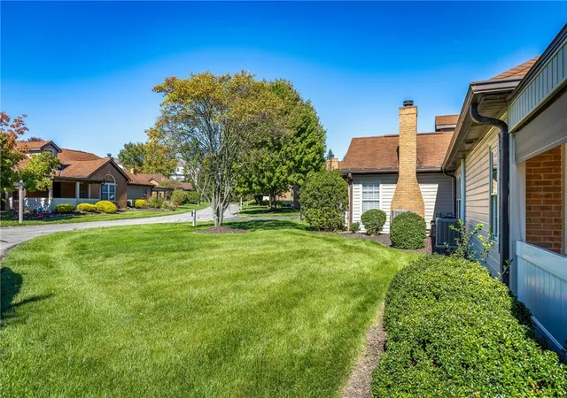 Photo 3 of Condo for sale at 13 Ashford Dr, Cranberry Twp, PA 16066 | MLS# 1777569 | Listing updated on 2026-10-10