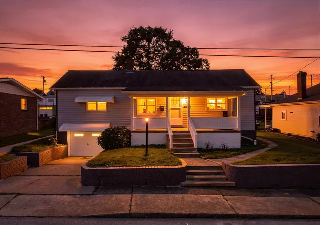 Photo 3 of Single family home for sale at 814 Graham St, Belle Vernon, PA 15012 | MLS# 1776652 | Listing updated on 2026-10-04