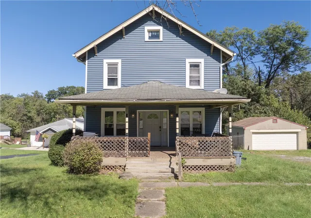 Photo 1 of Single family home for sale at 701 Stanley Ave, Springdale, PA 15144 | MLS# 1777588 | Listing updated on 2026-10-04
