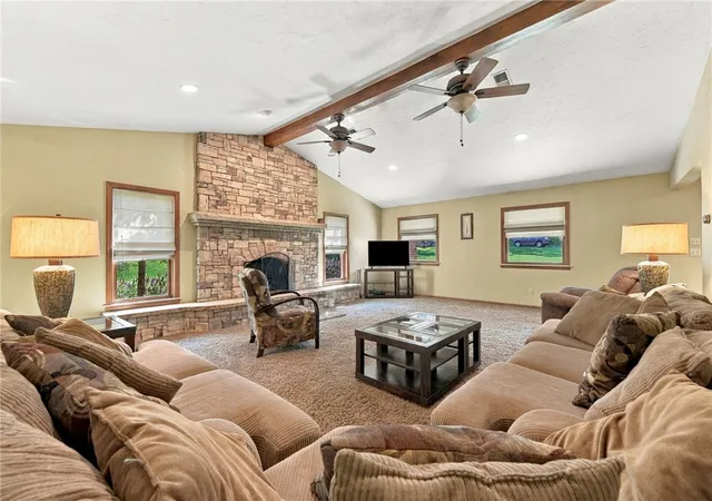 Photo 3 of Single family home for sale at 1615 Greenock Buena Vista, Elizabeth Twp/boro, PA 15135 | MLS# 1777409 | Listing updated on 2026-10-05