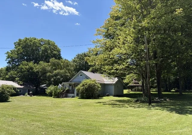 Photo 2 of Single family home for sale at 250 Fredericks Rd, Pine Twp/heilwood, PA 15957 | MLS# 1777677 | Listing updated on 2026-10-09