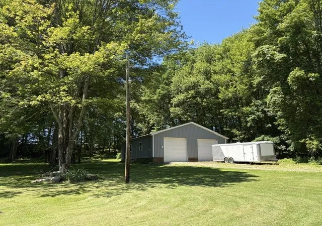 Photo 3 of Single family home for sale at 250 Fredericks Rd, Pine Twp/heilwood, PA 15957 | MLS# 1777677 | Listing updated on 2026-10-09