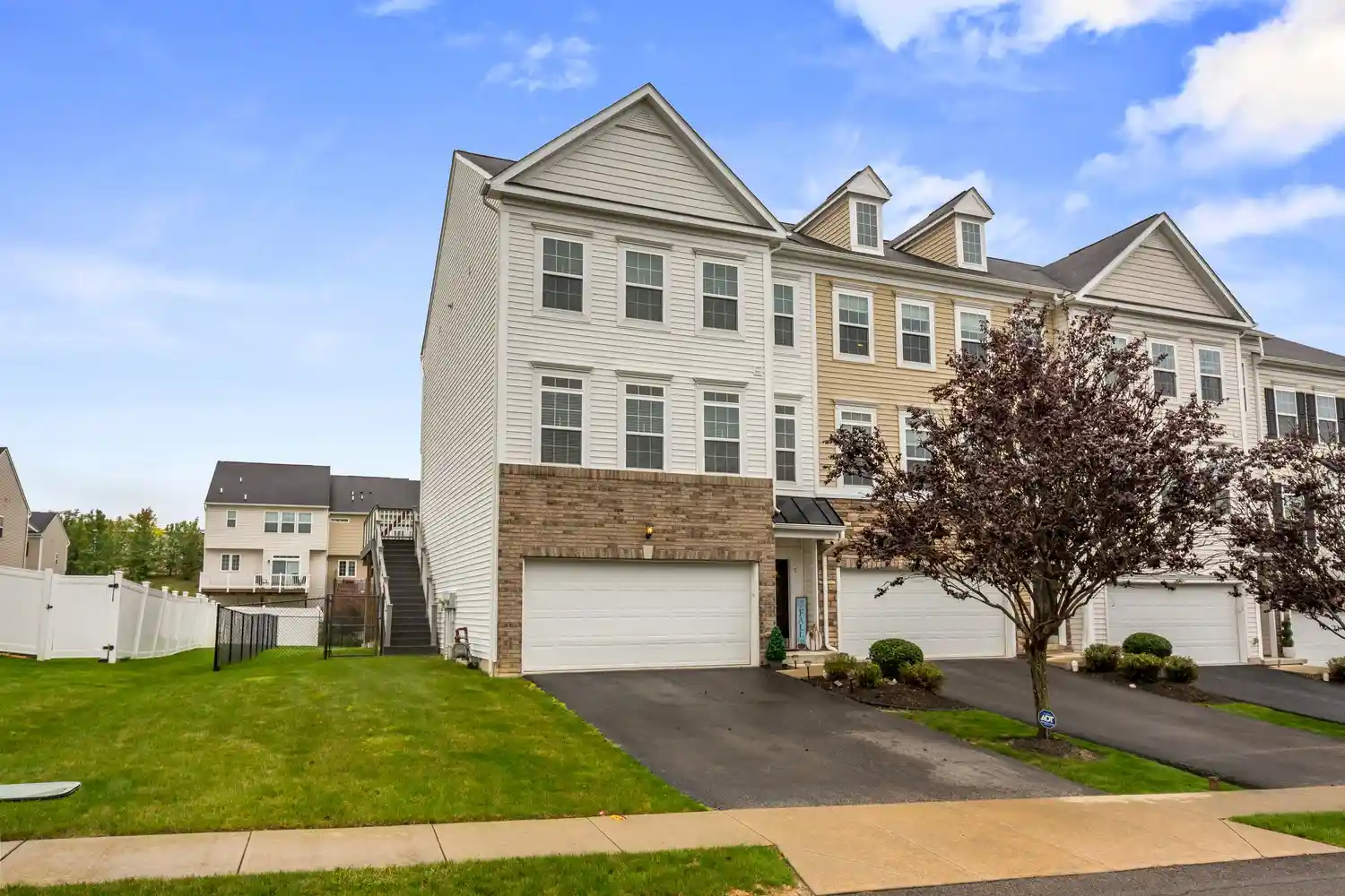Townhouse for sale at 7 Roosevelt Dr, Kennedy Twp, PA 15136 | MLS# 1777687