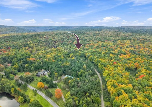 Photo 3 of Single family home for sale at 162 White Pine Ln, Cairnbrook, PA 15924 | MLS# 1777750 | Listing updated on 2026-10-05