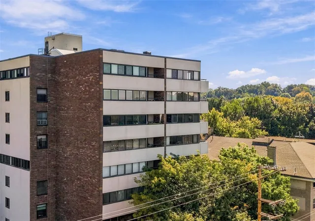 Condo for sale at 333 S Highland #701, Shadyside, PA 15206 | MLS# 1777788