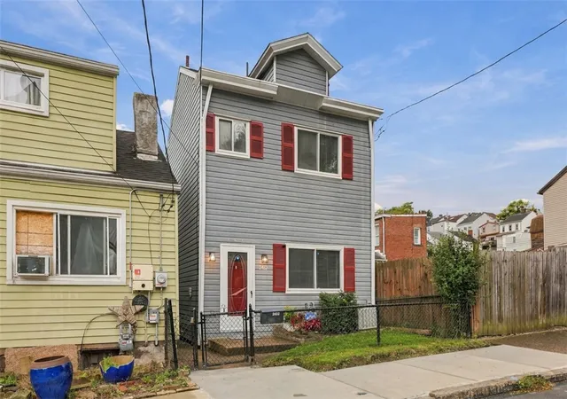 Photo 2 of Single family home for sale at 2432 Patterson St, South Side, PA 15203 | MLS# 1777572 | Listing updated on 2026-10-06