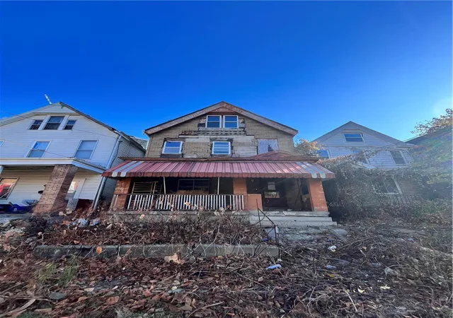 Single family home for sale at 852 Inwood St, Homewood Brushton, PA 15208 | MLS# 1777595