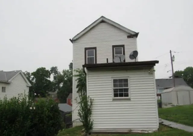 Photo 2 of Single family home for sale at 3110 West St, West End, PA 15122 | MLS# 1777956 | Listing updated on 2026-10-06