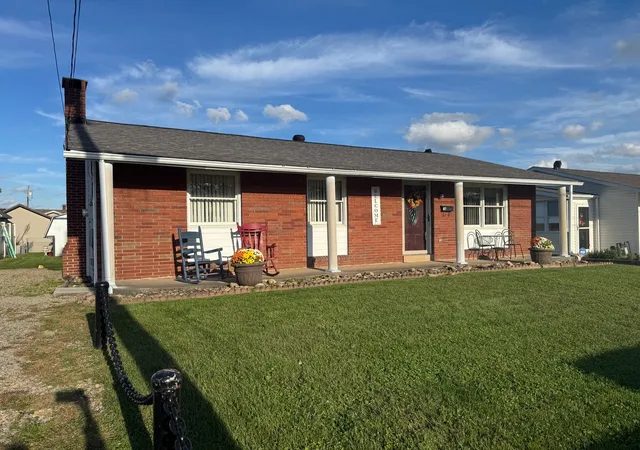 Photo 35 of Single family home for sale at 417 Mutich St, Washington Twp, PA 15012 | MLS# 1778011 | Listing updated on 2026-10-11
