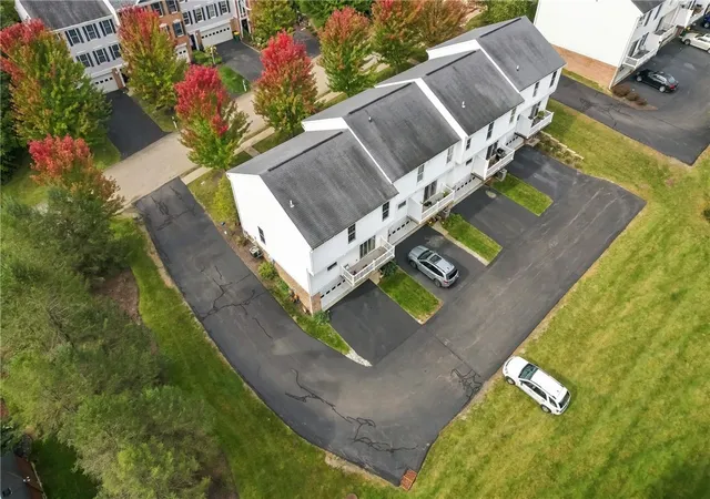 Townhouse for sale at 600 Hunting Crk Rd, Canonsburg, PA 15317 | MLS# 1778031