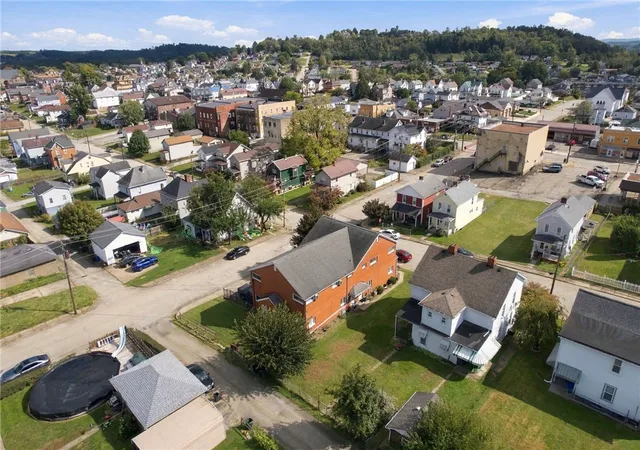 Photo 22 of Multi family home for sale at 443 Henry St, Belle Vernon, PA 15012 | MLS# 1777225 | Listing updated on 2026-10-07